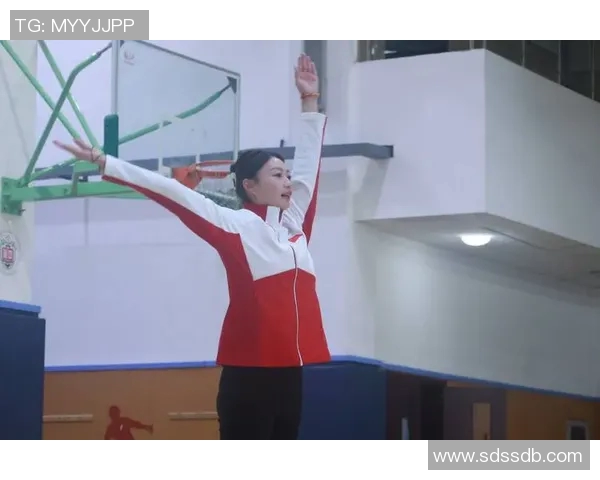 奥运冠军现身校园鼓励孩子坚持梦想