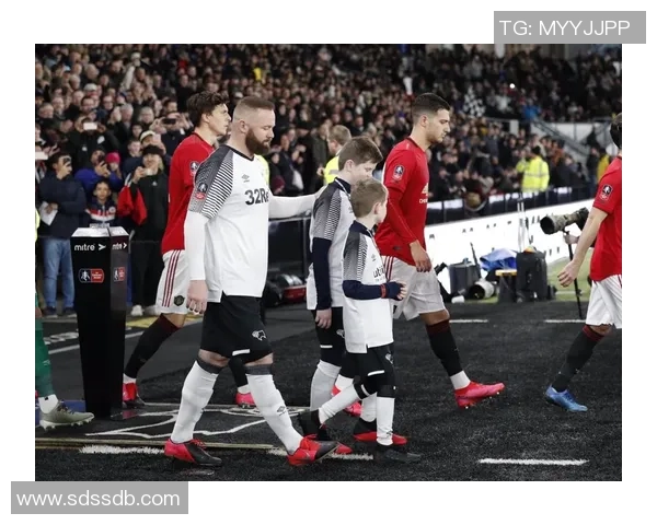 镜头回顾：国米这一幕令人泪目